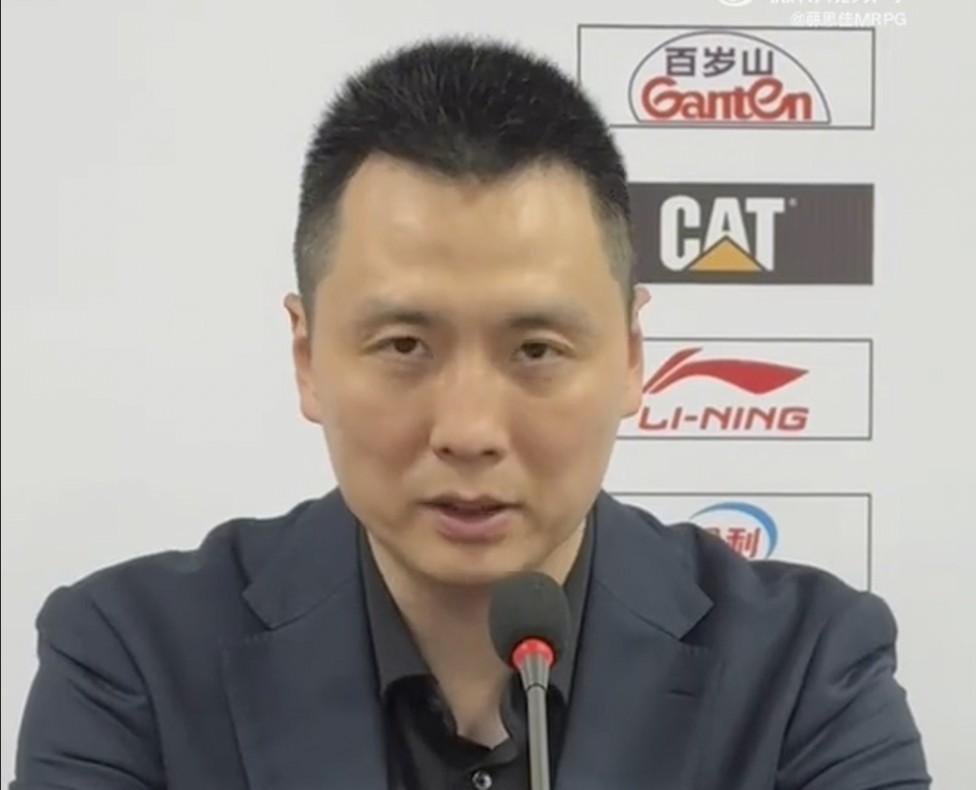 开云中国-卢伟:李添荣在进攻端做出了巨大贡献,怀特塞德需要做些治疗